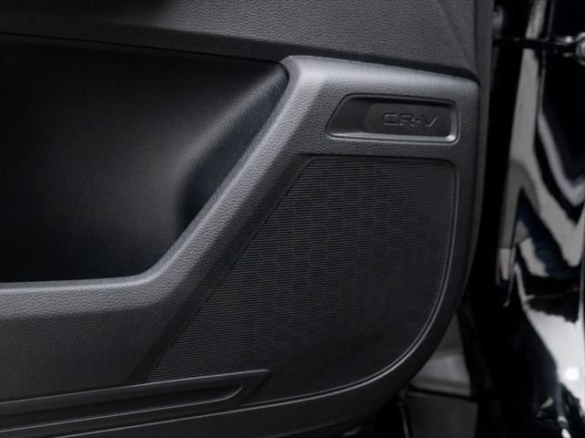 new 2026 Honda CR-V Hybrid car, priced at $40,195