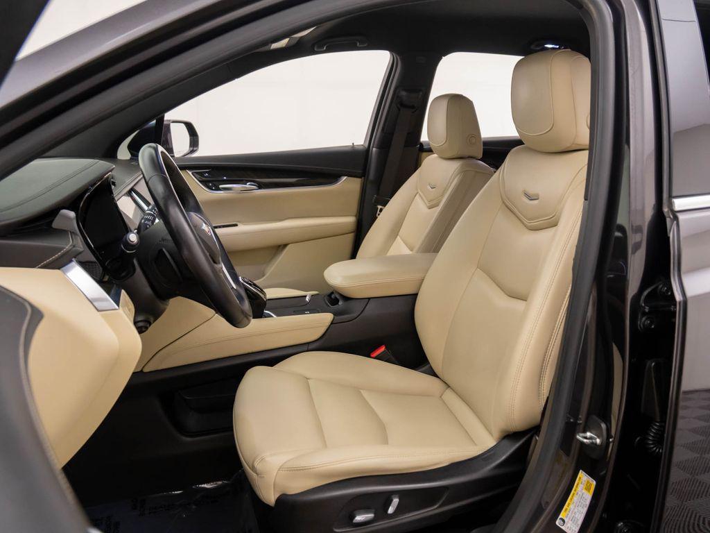 used 2018 Cadillac XT5 car, priced at $17,395