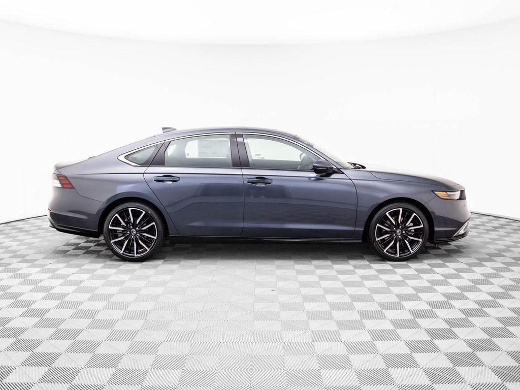 new 2025 Honda Accord Hybrid car, priced at $37,666