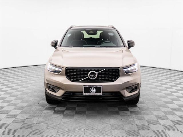 used 2022 Volvo XC40 car, priced at $31,395