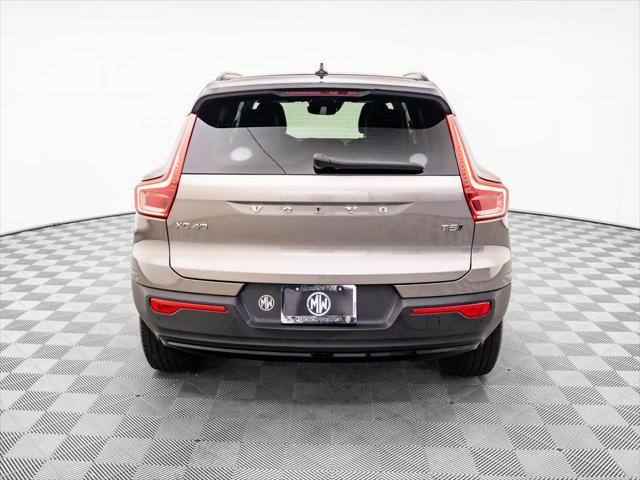 used 2022 Volvo XC40 car, priced at $31,395