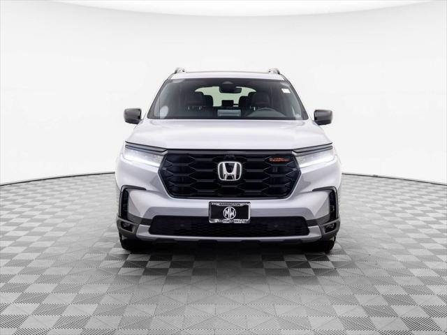 new 2025 Honda Pilot car, priced at $48,482