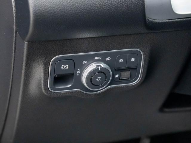 used 2022 Mercedes-Benz GLB 250 car, priced at $32,001