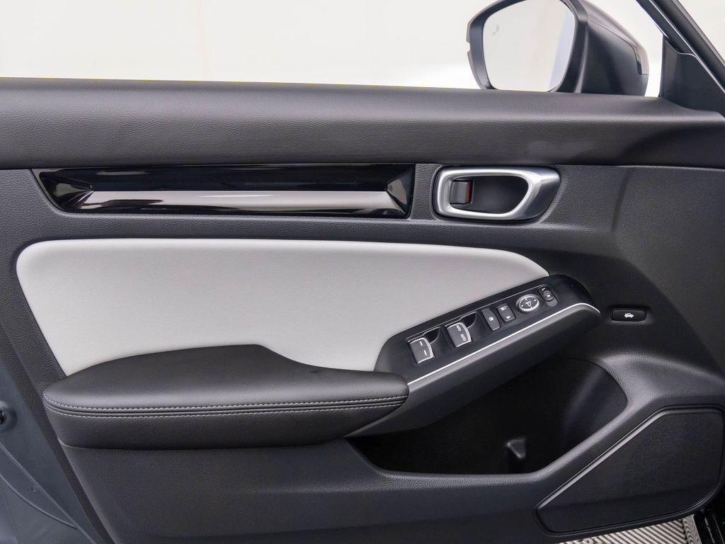 used 2025 Honda Civic Hybrid car, priced at $31,801