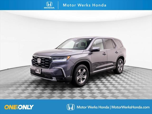 new 2025 Honda Pilot car, priced at $46,995