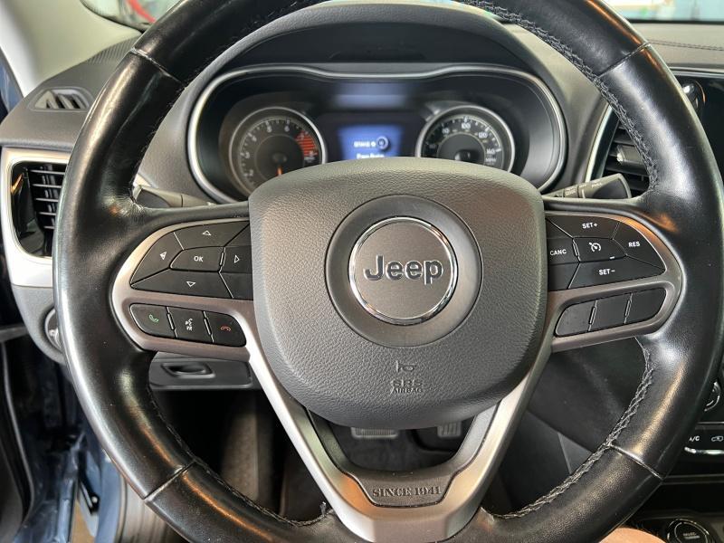 used 2020 Jeep Cherokee car, priced at $21,995