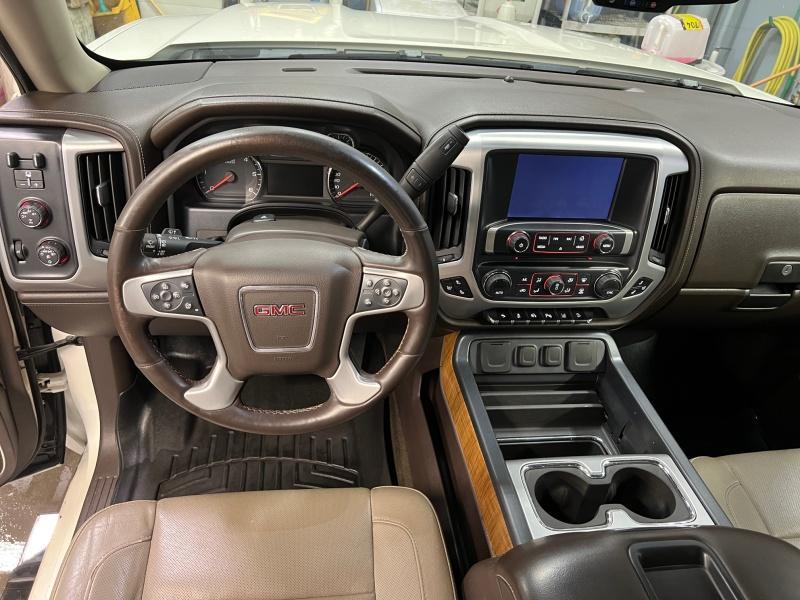 used 2014 GMC Sierra 1500 car, priced at $17,995