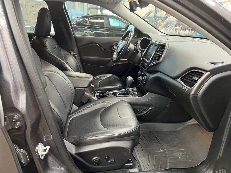 used 2020 Jeep Cherokee car, priced at $23,995