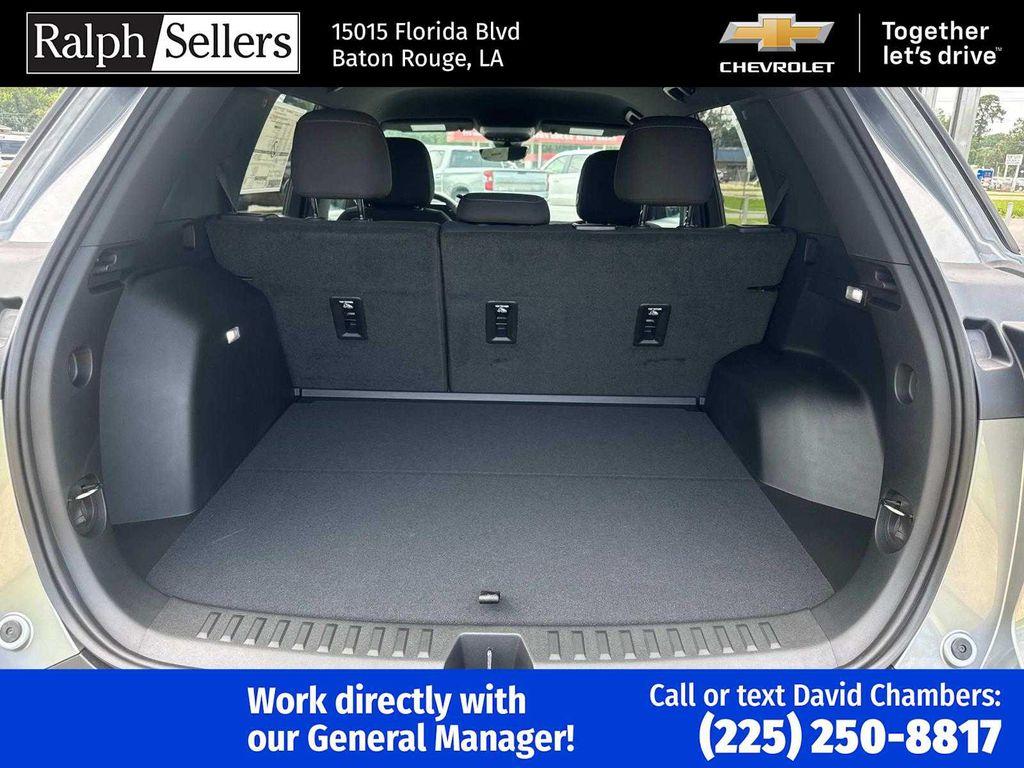 new 2026 Chevrolet Equinox car, priced at $26,845