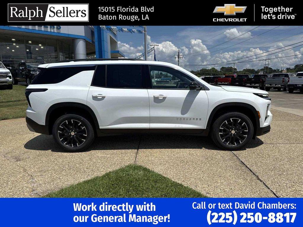 new 2026 Chevrolet Traverse car, priced at $50,395