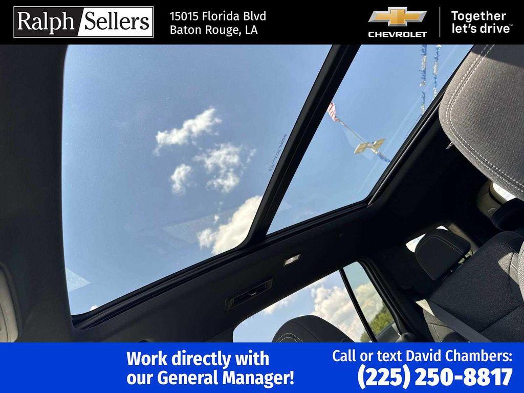 new 2026 Chevrolet Traverse car, priced at $50,395