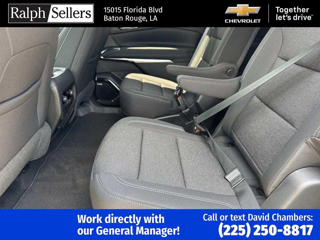 new 2026 Chevrolet Traverse car, priced at $50,395