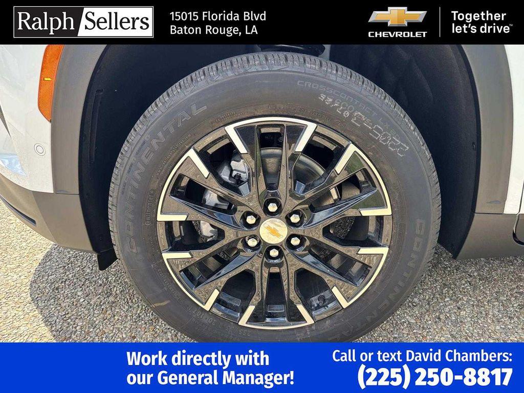 new 2026 Chevrolet Traverse car, priced at $50,395