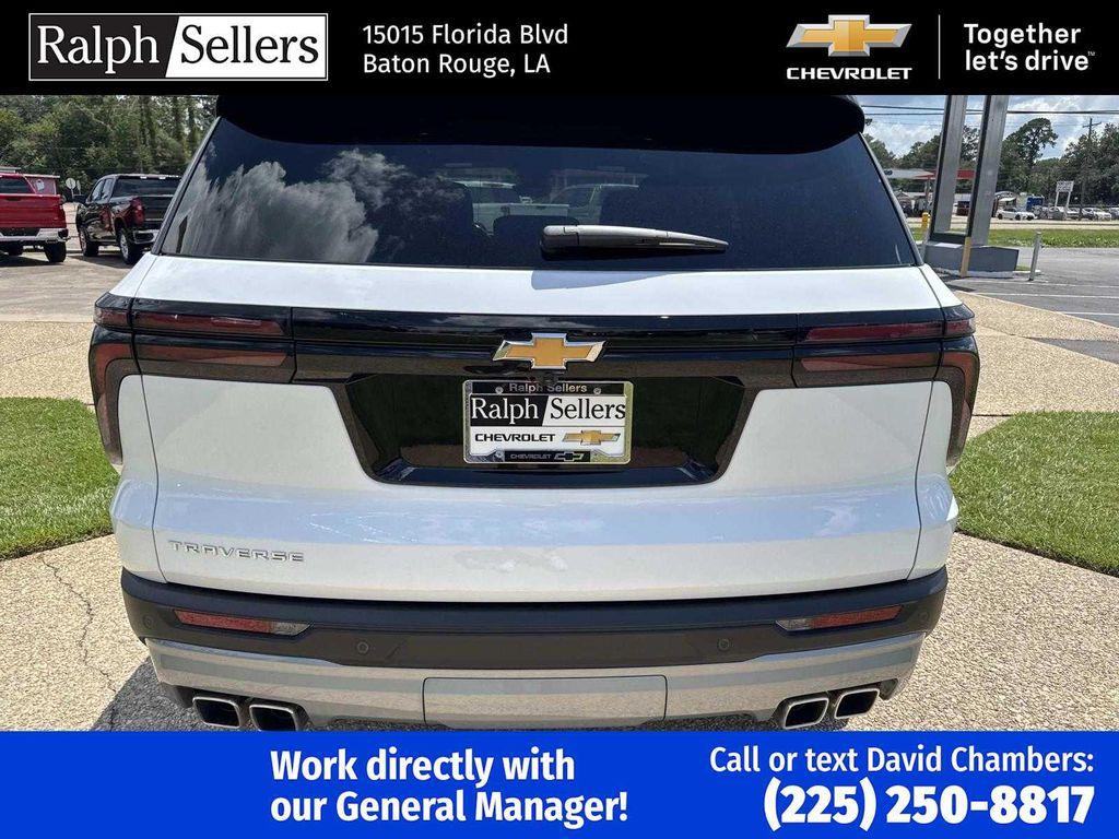 new 2026 Chevrolet Traverse car, priced at $50,395
