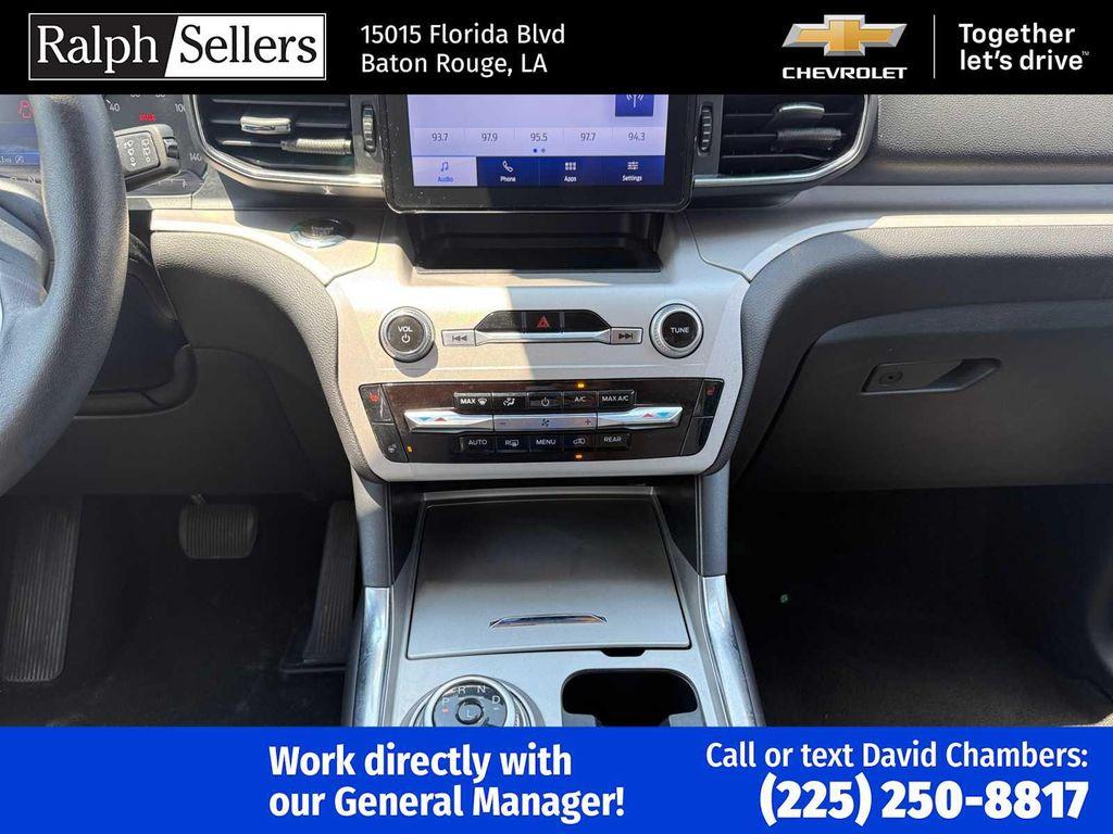 used 2024 Ford Explorer car, priced at $32,000