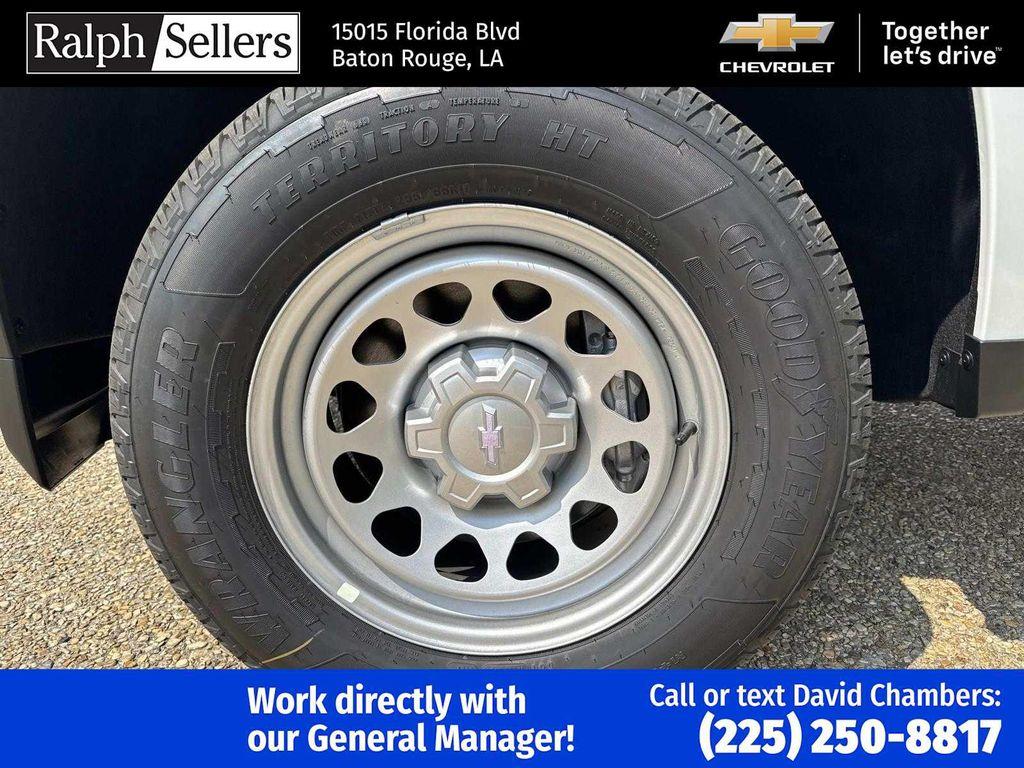 new 2026 Chevrolet Colorado car, priced at $30,590