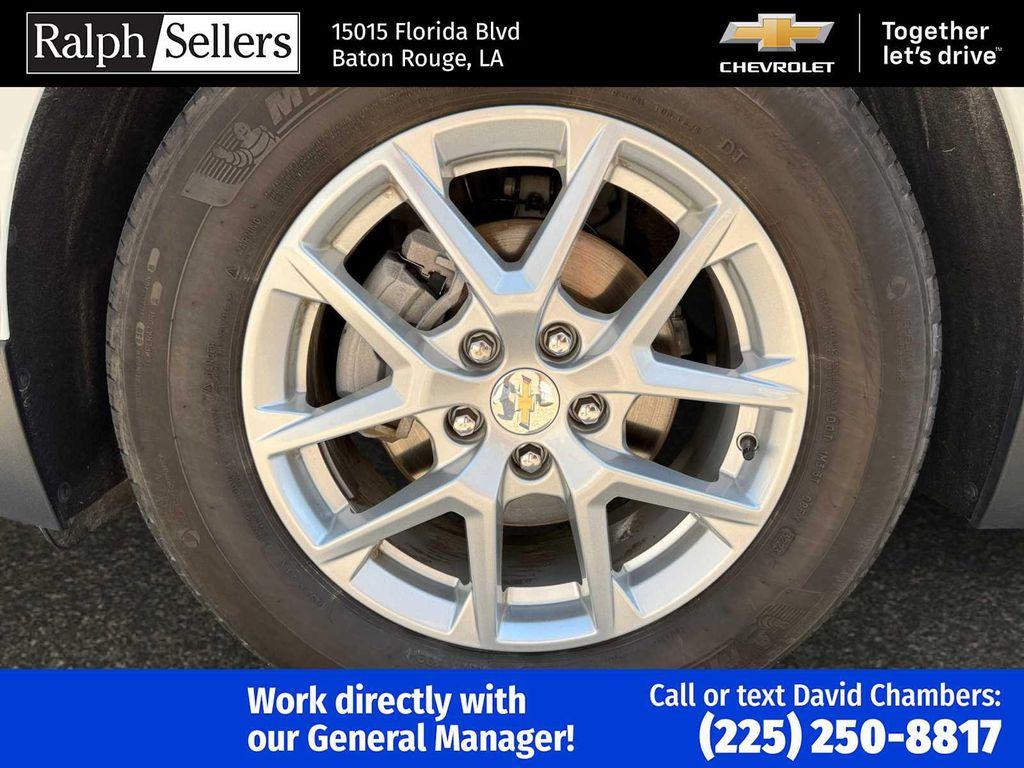 used 2024 Chevrolet Equinox car, priced at $19,995