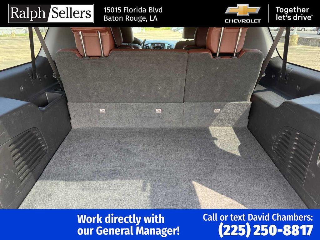 used 2019 Chevrolet Suburban car, priced at $32,000