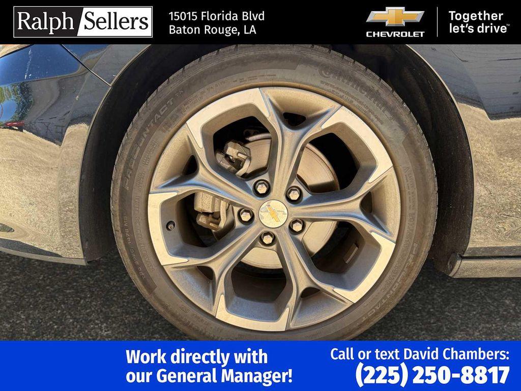 used 2024 Chevrolet Malibu car, priced at $16,995