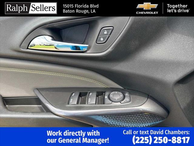new 2025 Chevrolet Trax car, priced at $27,085