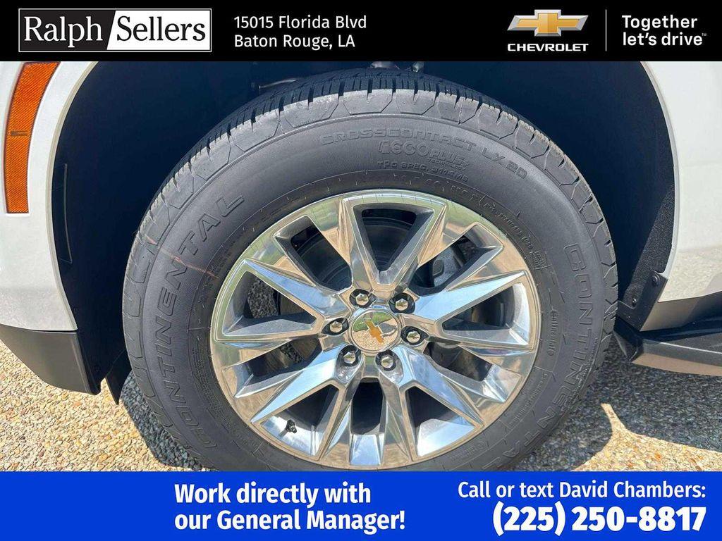 new 2025 Chevrolet Suburban car, priced at $74,690