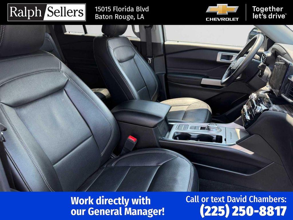 used 2024 Ford Explorer car, priced at $32,000