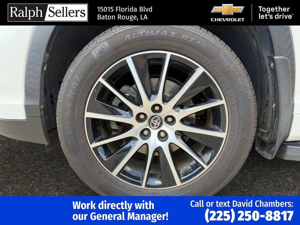 used 2017 Toyota Highlander car, priced at $17,500