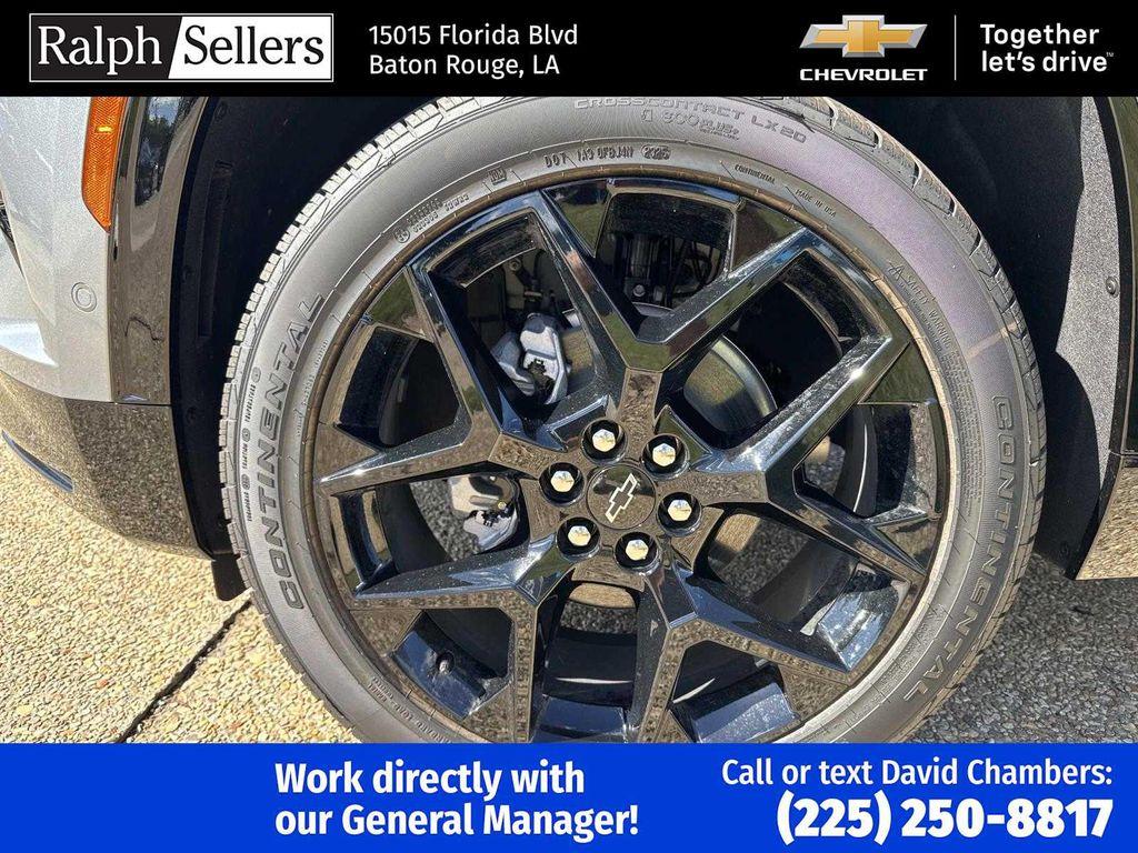 new 2026 Chevrolet Traverse car, priced at $57,295