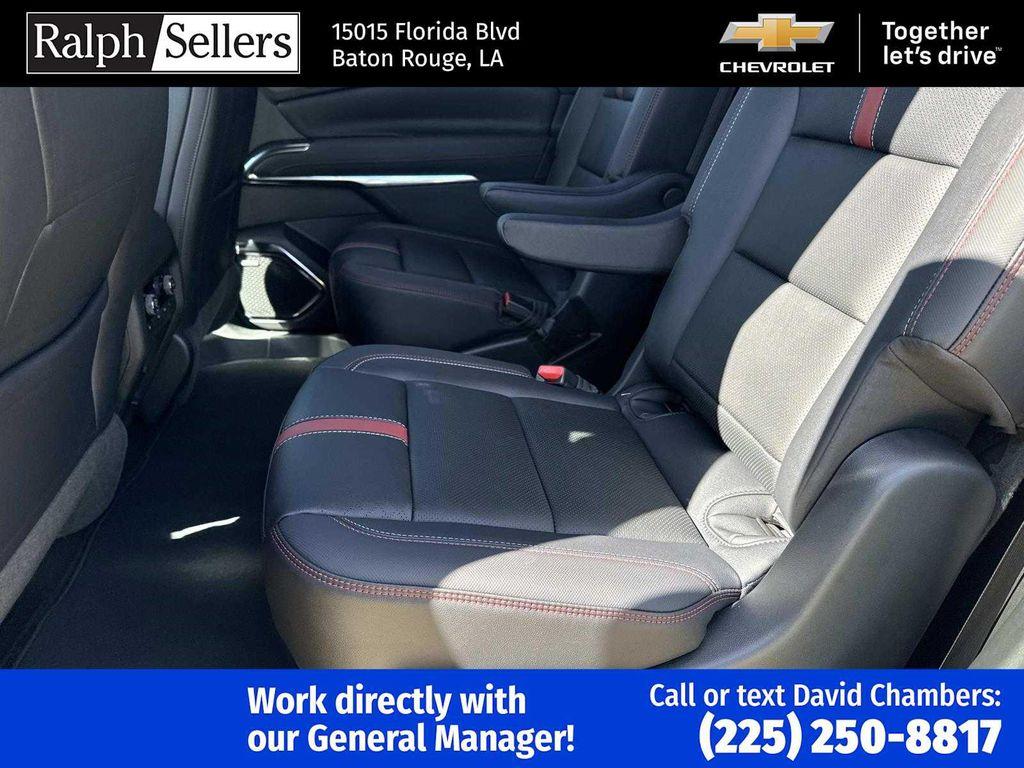 new 2026 Chevrolet Traverse car, priced at $57,295