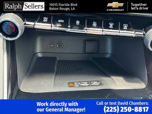 new 2025 Chevrolet Traverse car, priced at $42,235