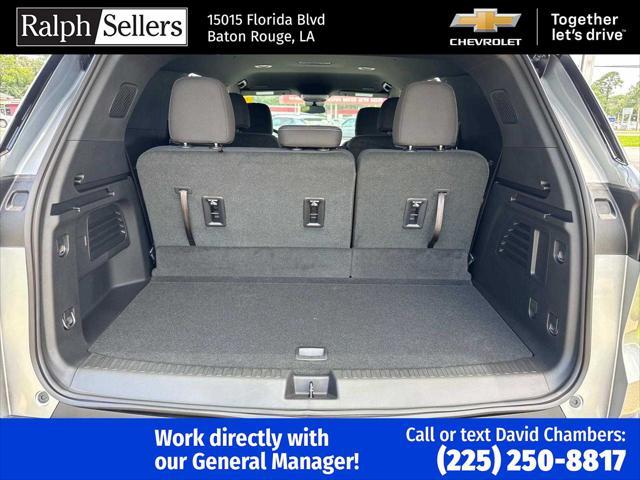 new 2025 Chevrolet Traverse car, priced at $42,235