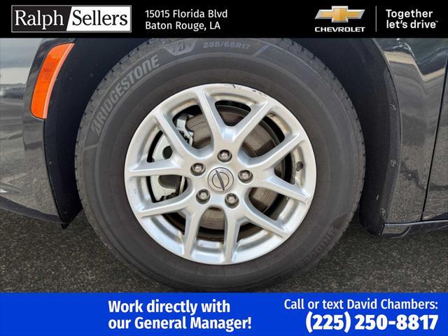used 2023 Chrysler Pacifica car, priced at $25,000
