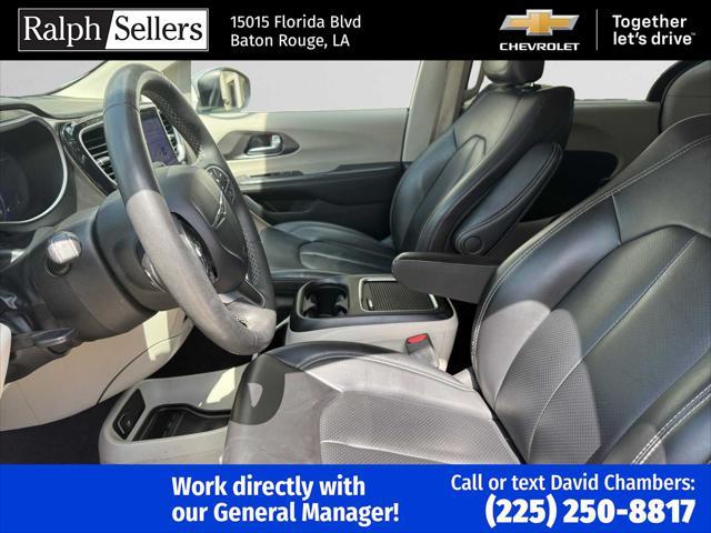 used 2023 Chrysler Pacifica car, priced at $23,200