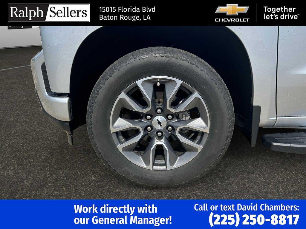 used 2021 Chevrolet Silverado 1500 car, priced at $30,000