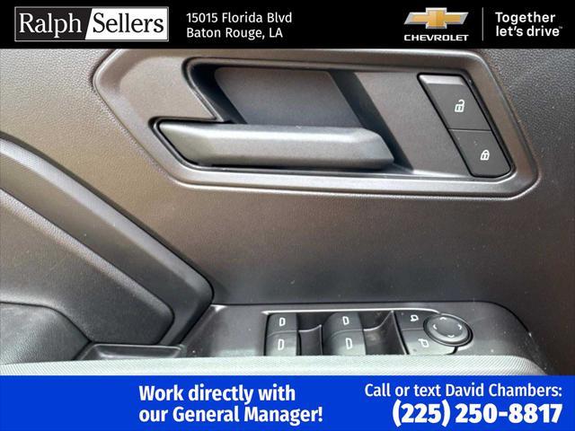 new 2025 Chevrolet Colorado car, priced at $34,140