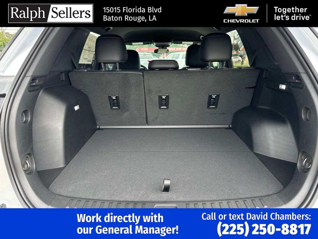 new 2026 Chevrolet Equinox car, priced at $36,340