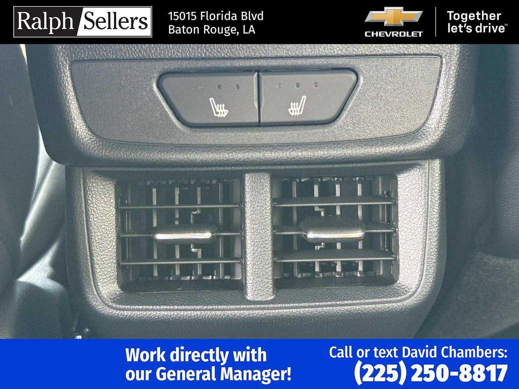 new 2026 Chevrolet Equinox car, priced at $36,340