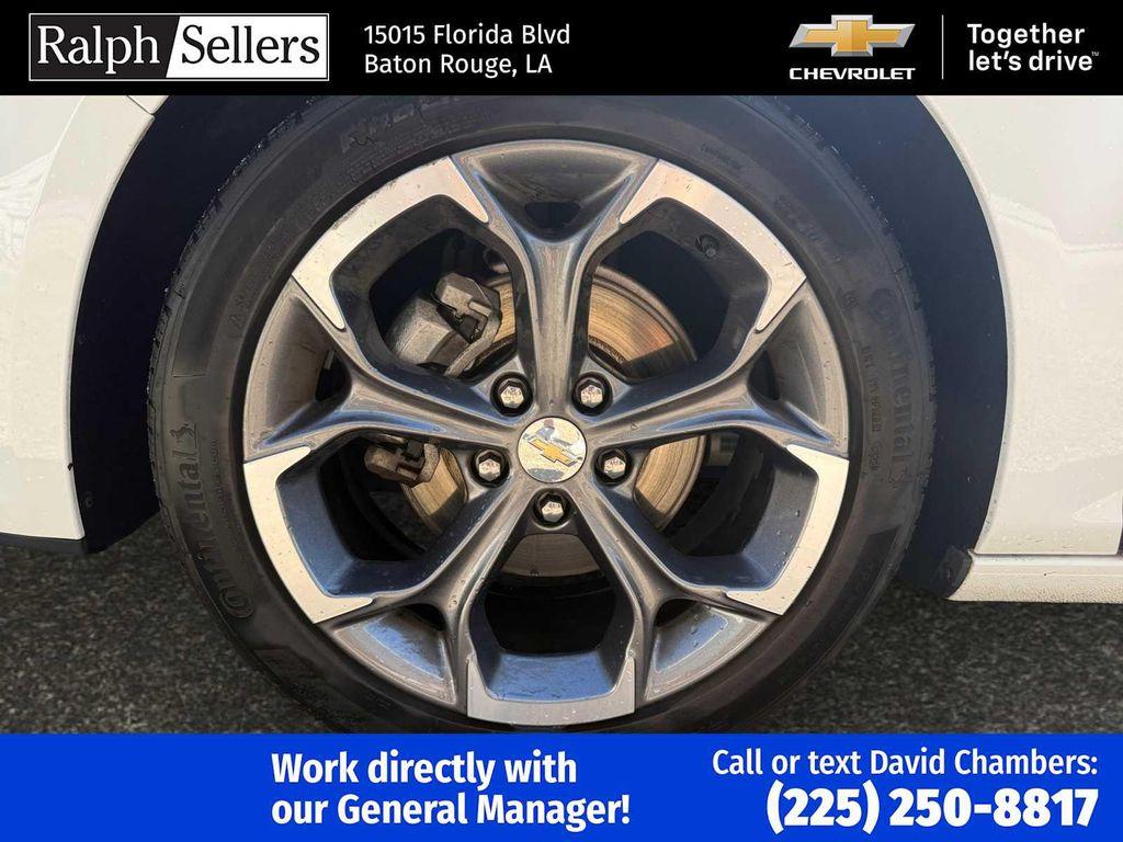 used 2024 Chevrolet Malibu car, priced at $17,995