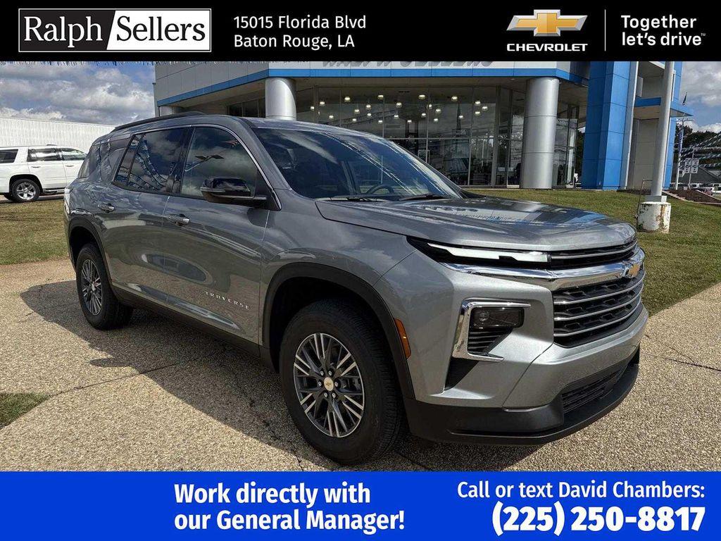 new 2026 Chevrolet Traverse car, priced at $42,735