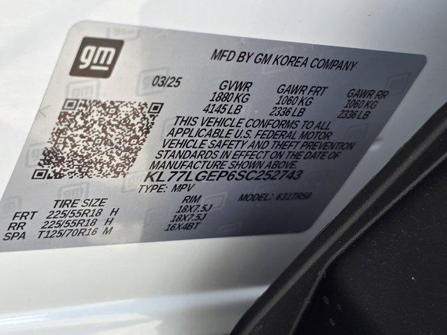 new 2025 Chevrolet Trax car, priced at $24,525