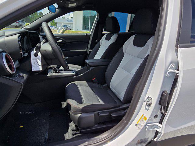 new 2025 Chevrolet Trax car, priced at $24,525