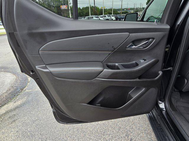used 2021 Chevrolet Traverse car, priced at $29,995