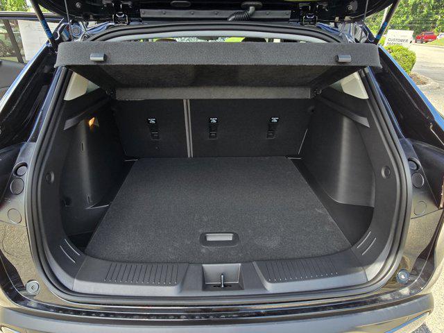 new 2025 Chevrolet Trax car, priced at $27,865