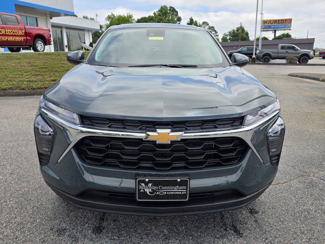 new 2025 Chevrolet Trax car, priced at $23,335