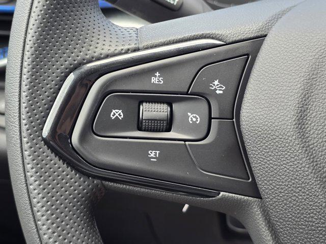 new 2025 Chevrolet Trax car, priced at $23,335
