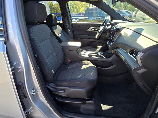 used 2022 Chevrolet Traverse car, priced at $20,995