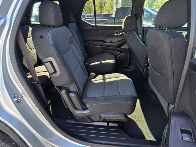 used 2022 Chevrolet Traverse car, priced at $20,995