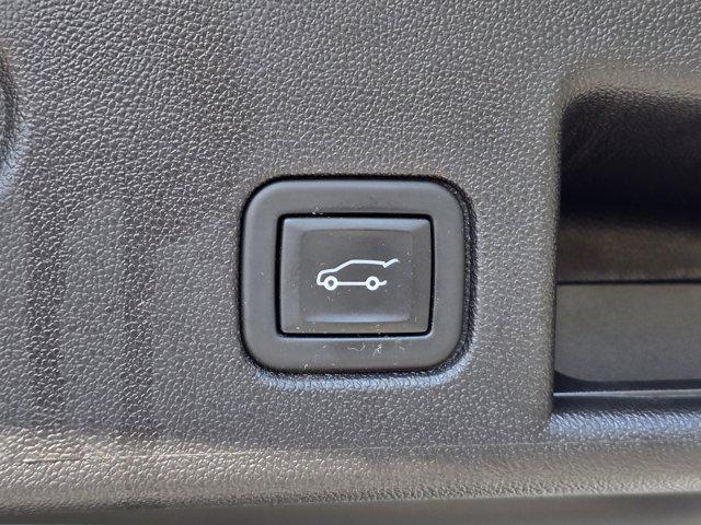used 2023 Chevrolet Equinox car, priced at $24,588
