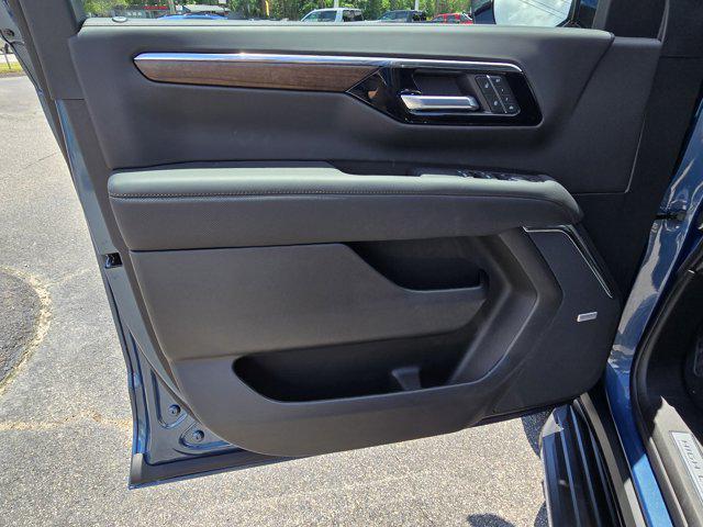 new 2025 Chevrolet Tahoe car, priced at $81,170
