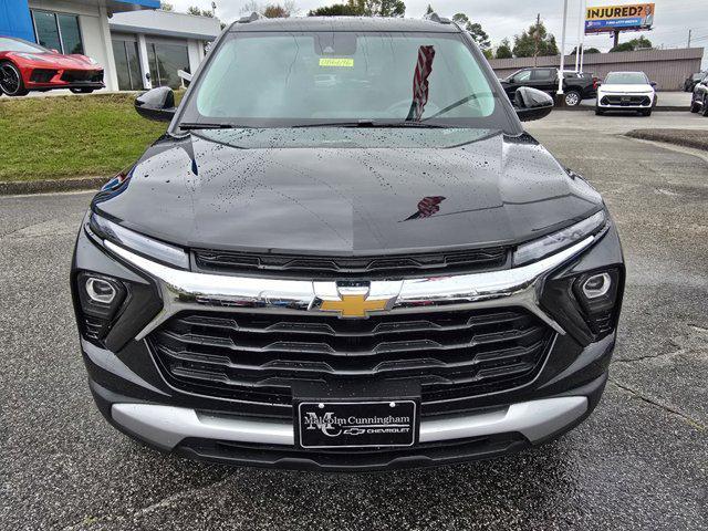 new 2025 Chevrolet TrailBlazer car, priced at $26,225